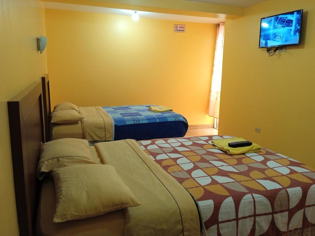 Hotel Residencial Miraflores Loja Exterior photo