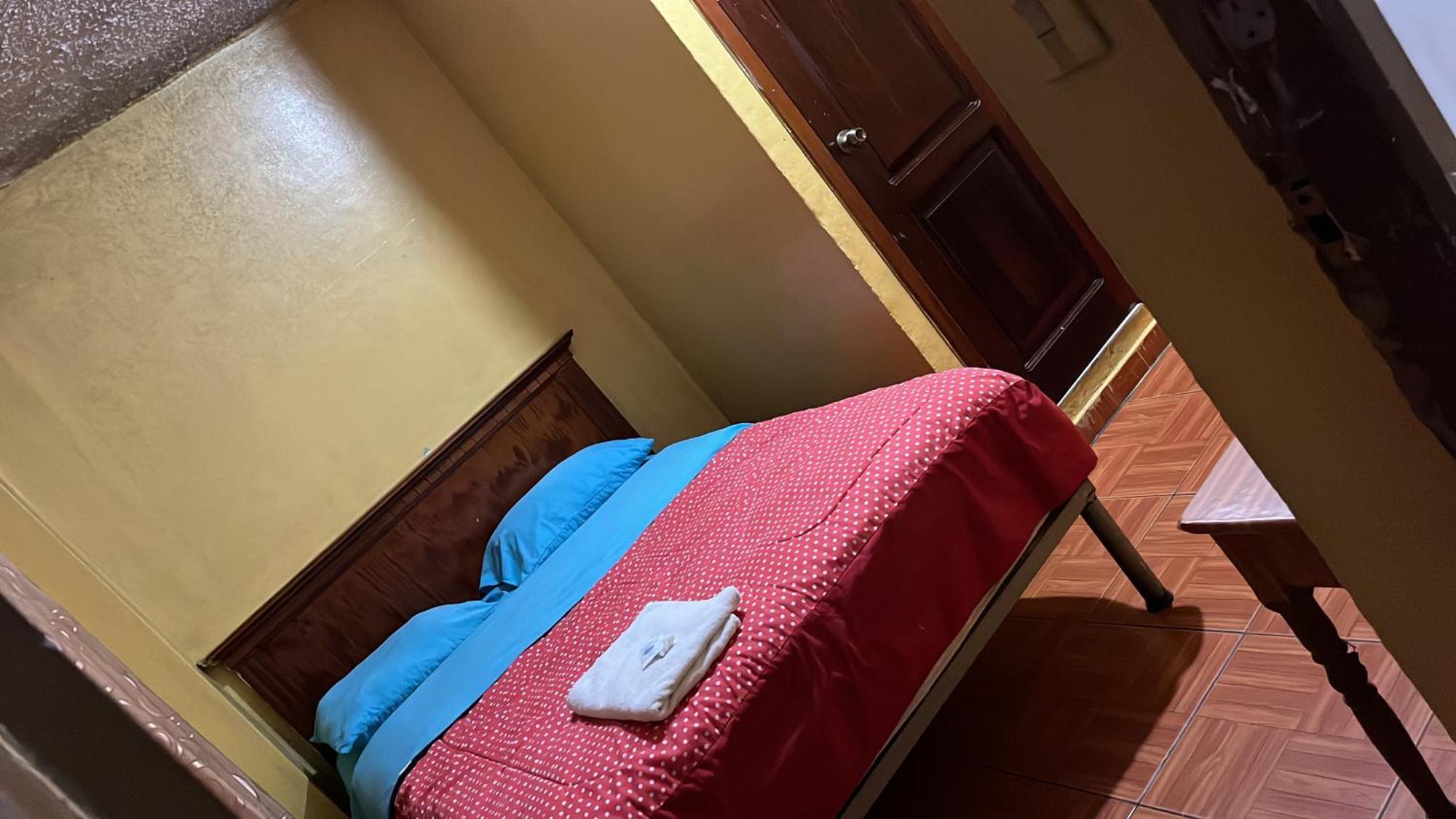 Hotel Residencial Miraflores Loja Exterior photo